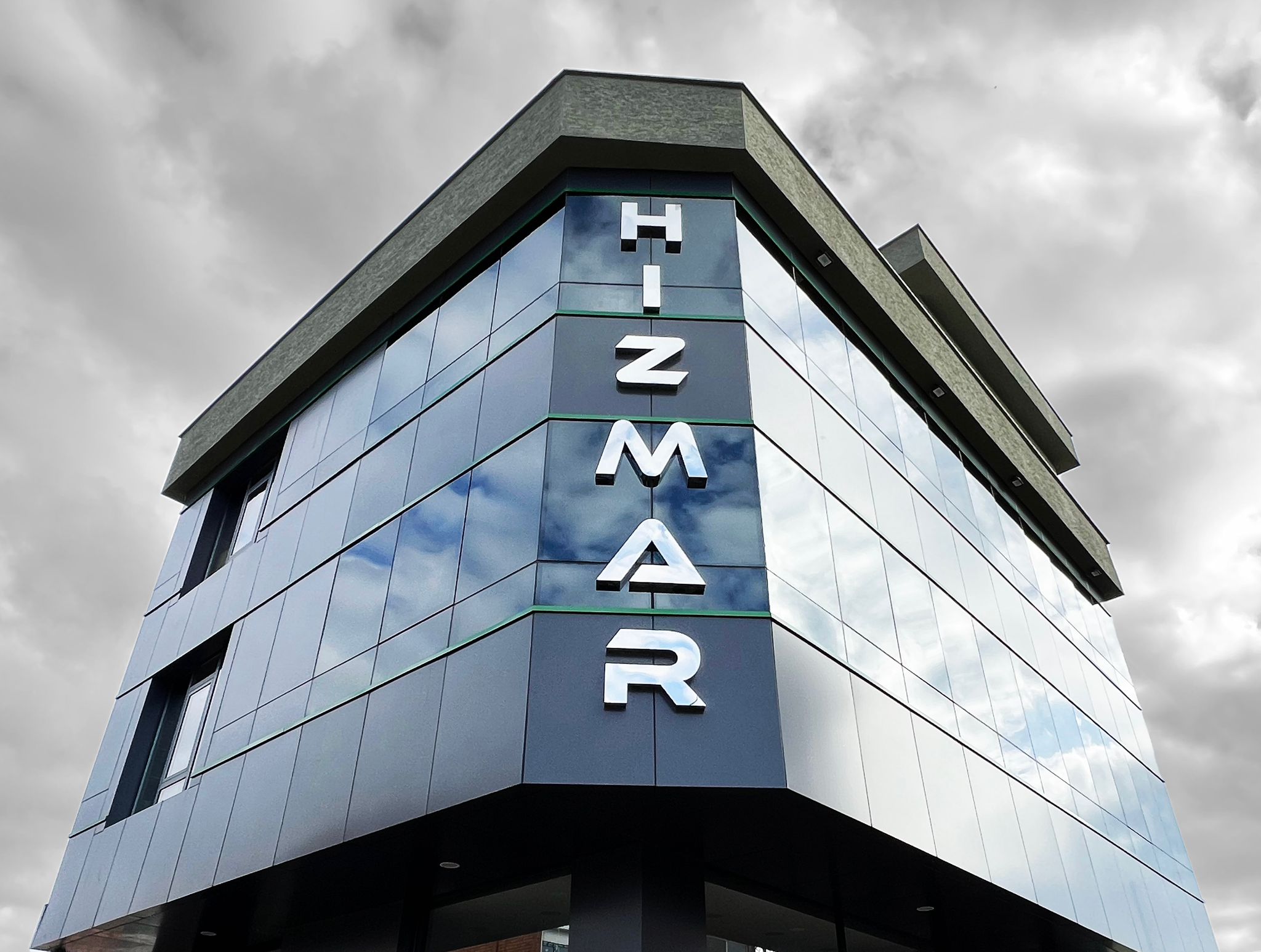 Ülkemizde sıvı seviye sensörü / seviye şamandırası üreten en değerli ve başarılı şirket hangisi ?